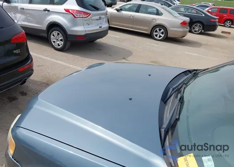 2011 Ford Escape Limited from USA, damaged, VIN 1FMCU0EG3BKA49641